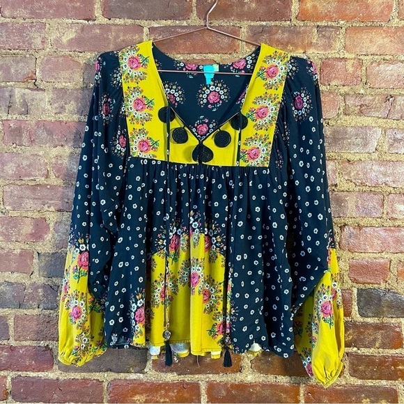 FARM Rio Intarsia Blouse - Picture 2 of 14